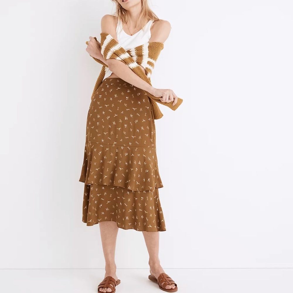 Madewell - NWT - Ruffle Tiered Midi Skirt in Daisy Stitch, XL